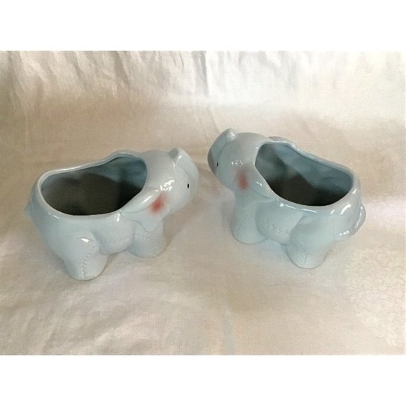 Pair of Ceramic Baby Elephant Planters - Picture 4 of 12
